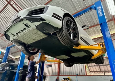 ซ่อม ซ่อม Porsche อู่ซ่อม ซ่อม Porsche ทุกรุ่น ราคาถูก