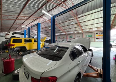 ซ่อมบีเอ็ม ซ่อม BMW อู่ซ่อมบีเอ็ม